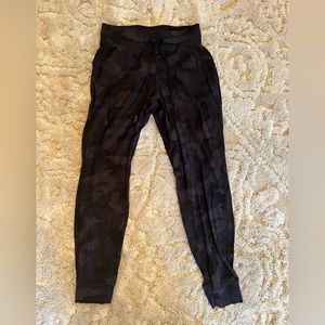 Lululemon Ready to Rulu joggers heritage camo size 6 high rise full length